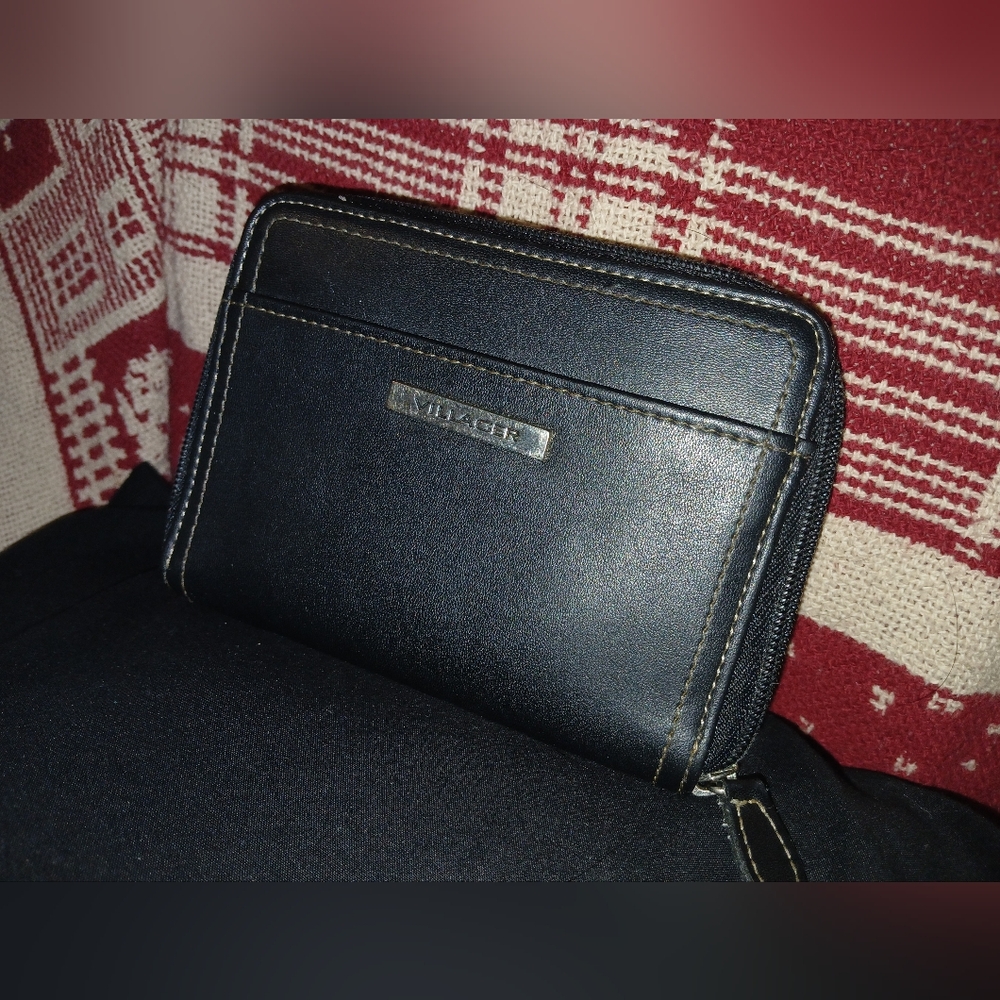 Vintage Villager Black Leather Wallet